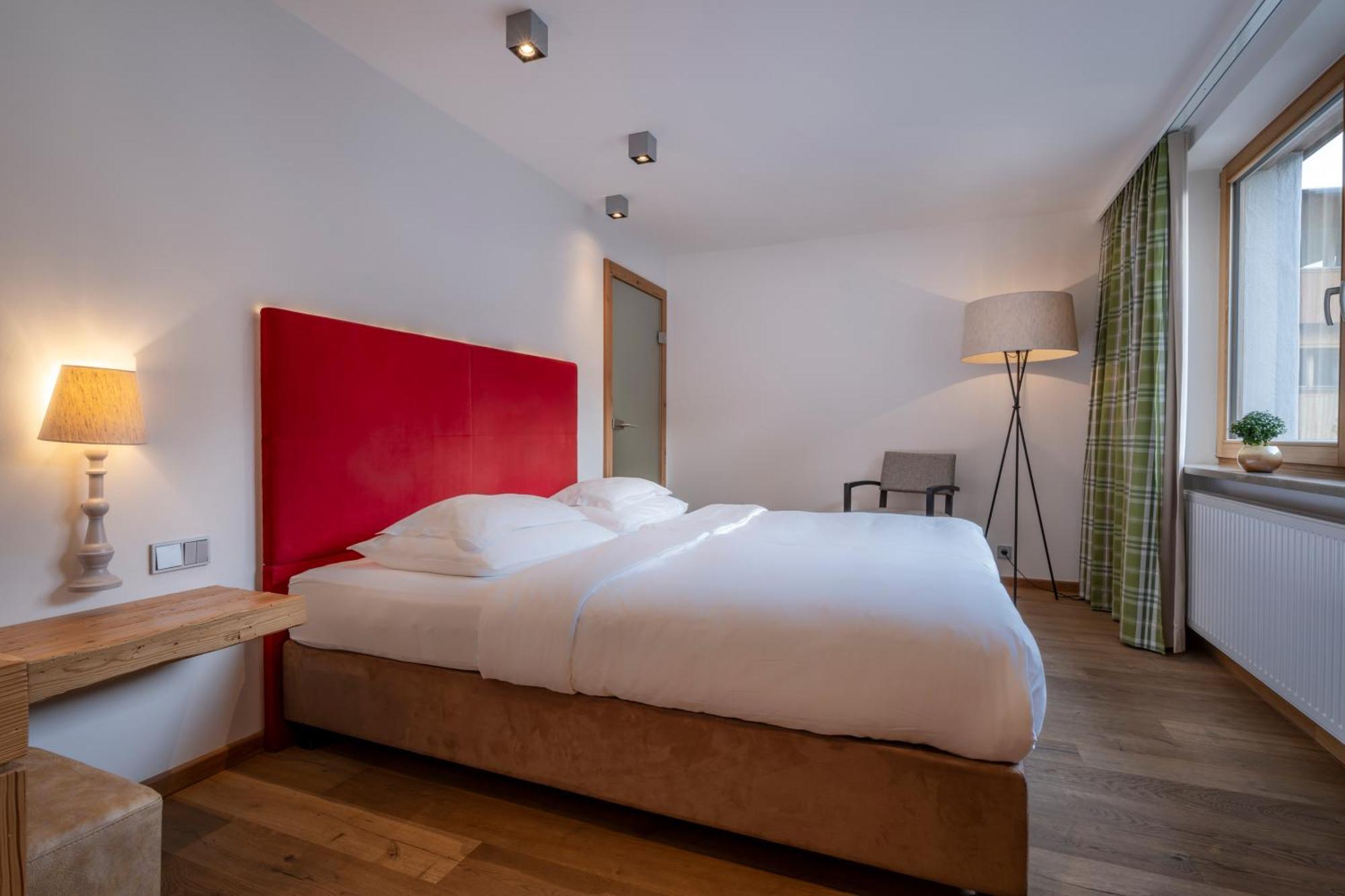 Hotel Der Baer المو المظهر الخارجي الصورة